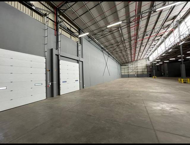 INDUSTRIAL PROPERTY TO RENT IN LOUWLARDIA